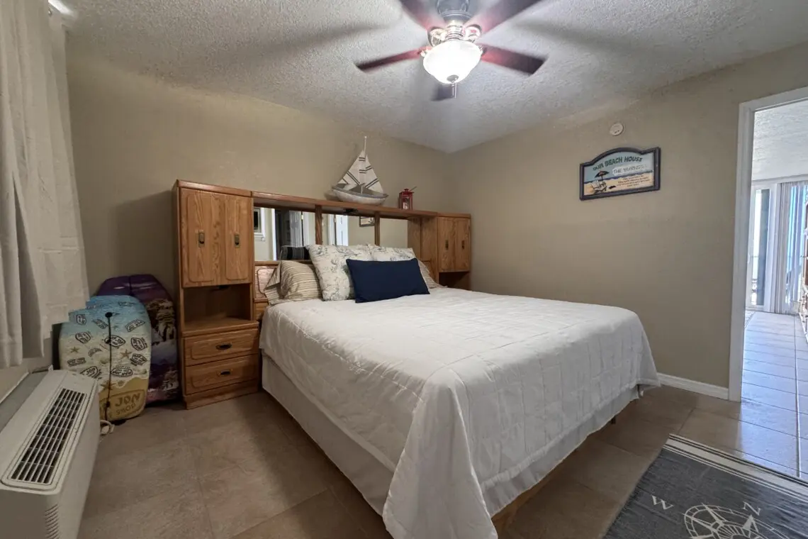 4379babc 62d6 4453 8f73 5e48a1adbbab