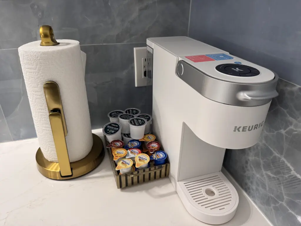 5bf18887 7e3b 42a9 9b28 5230a33ac86f