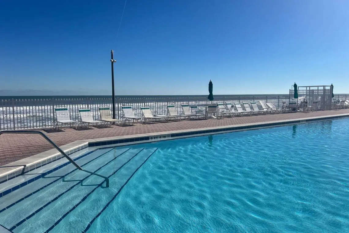 bbeb271b cd83 41ee 8071 478913271852