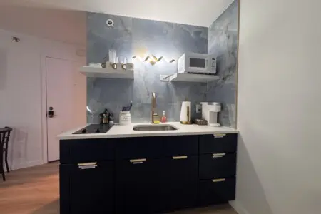 da1a1de8 8aa5 40eb b3d5 80ada6ef85e2