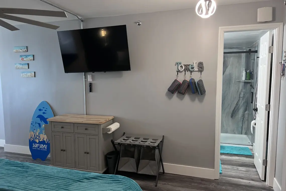 7bb1a7ab bf3c 43b0 8980 64e92afd7f1a