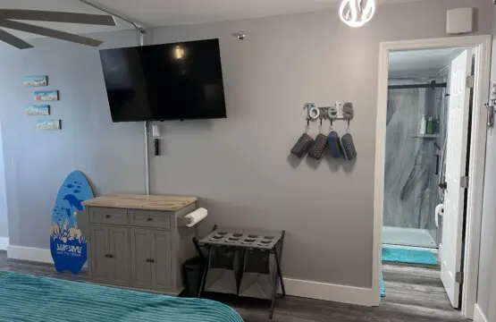 7bb1a7ab bf3c 43b0 8980 64e92afd7f1a