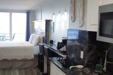 a1e32390 b869 4de5 9ae9 86084be0e4cf