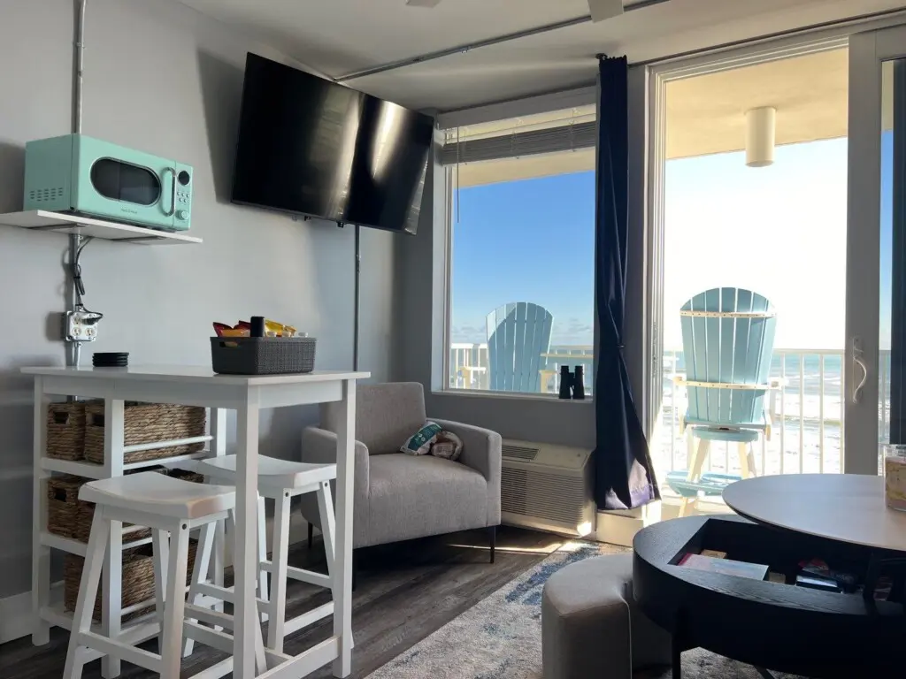 b787afb6 983a 40f6 9a3f 8c237d2f4fed