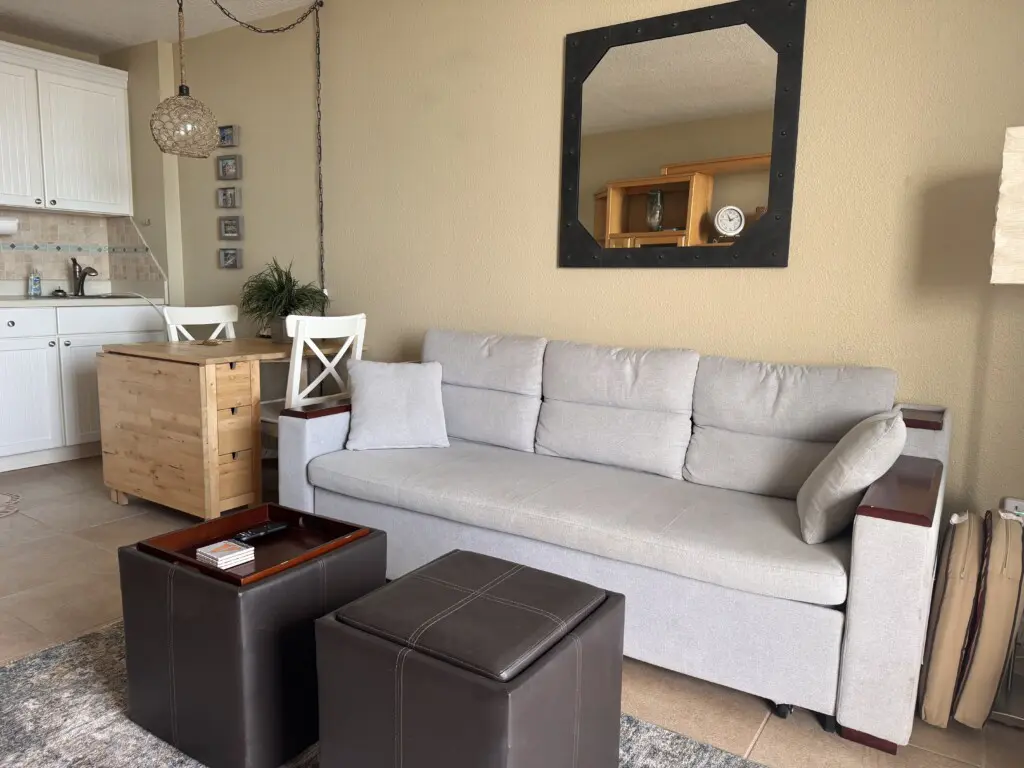 cebed8d2 f557 4dc1 80e3 7abd9967259e