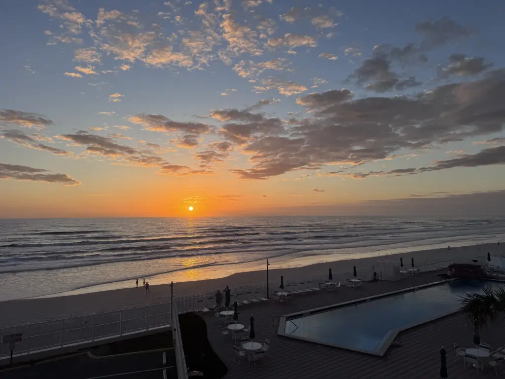 d312b587 631c 4ab0 8806 855f416d03be