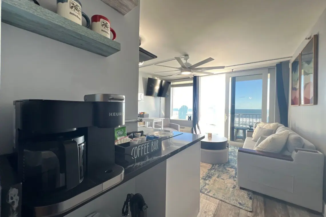 d8a80b0d c3dd 4077 87b5 76d47a8b7c8d