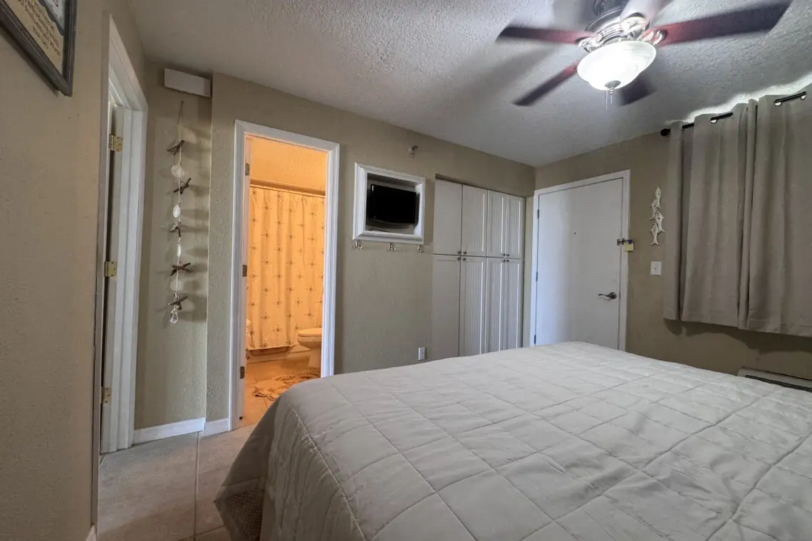 f392d195 e466 4e38 8b29 99a7591fe9eb