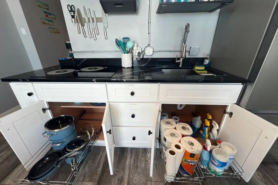 f4047f76 4b51 4b67 b9d7 f82f1006b226