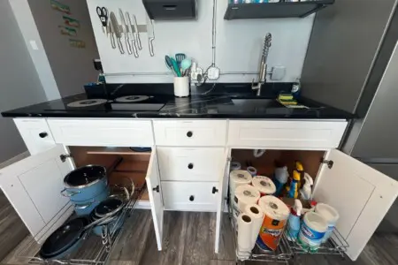 f4047f76 4b51 4b67 b9d7 f82f1006b226