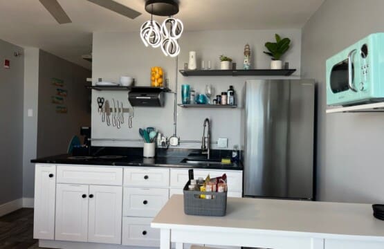 Full Kitchen with everything you will need
